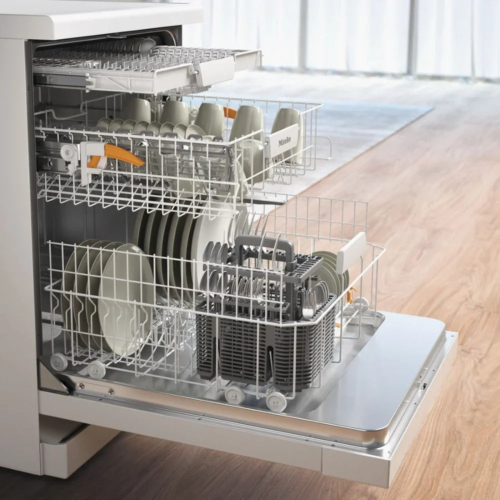 Miele G 5611 SC Freestanding Dishwasher with 14 Place Settings Brilliant White - A Rated