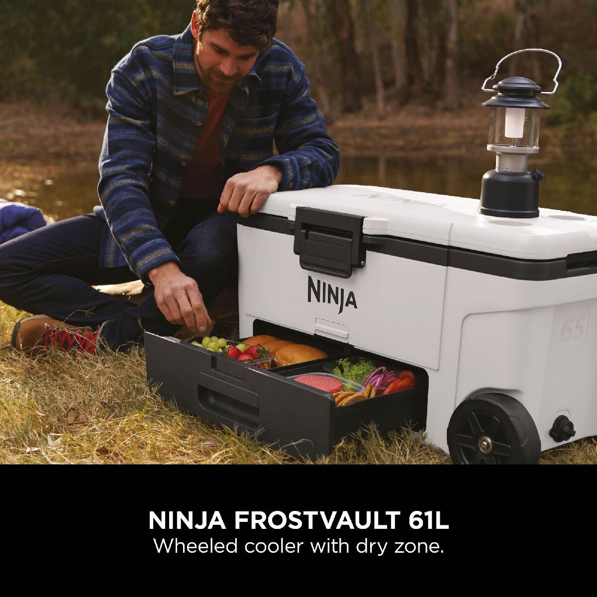 Ninja FB265EUUKWH FrostVault 65QT 61L Wheeled Cooler with Dry Zone Cloud White