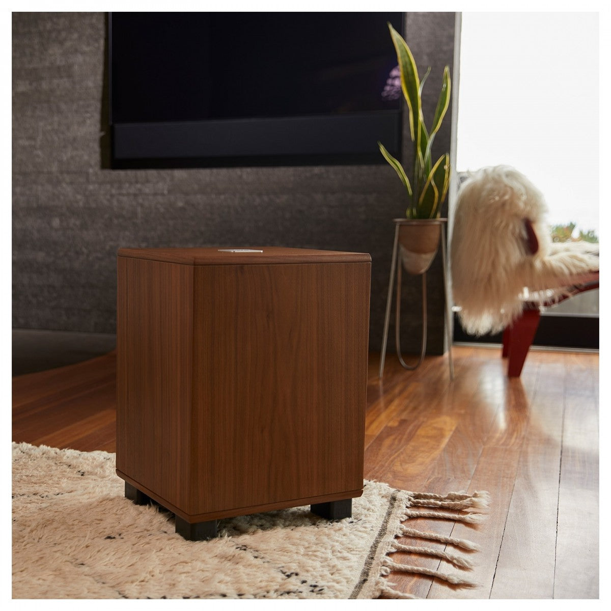 REL Classic 98 Subwoofer - Walnut