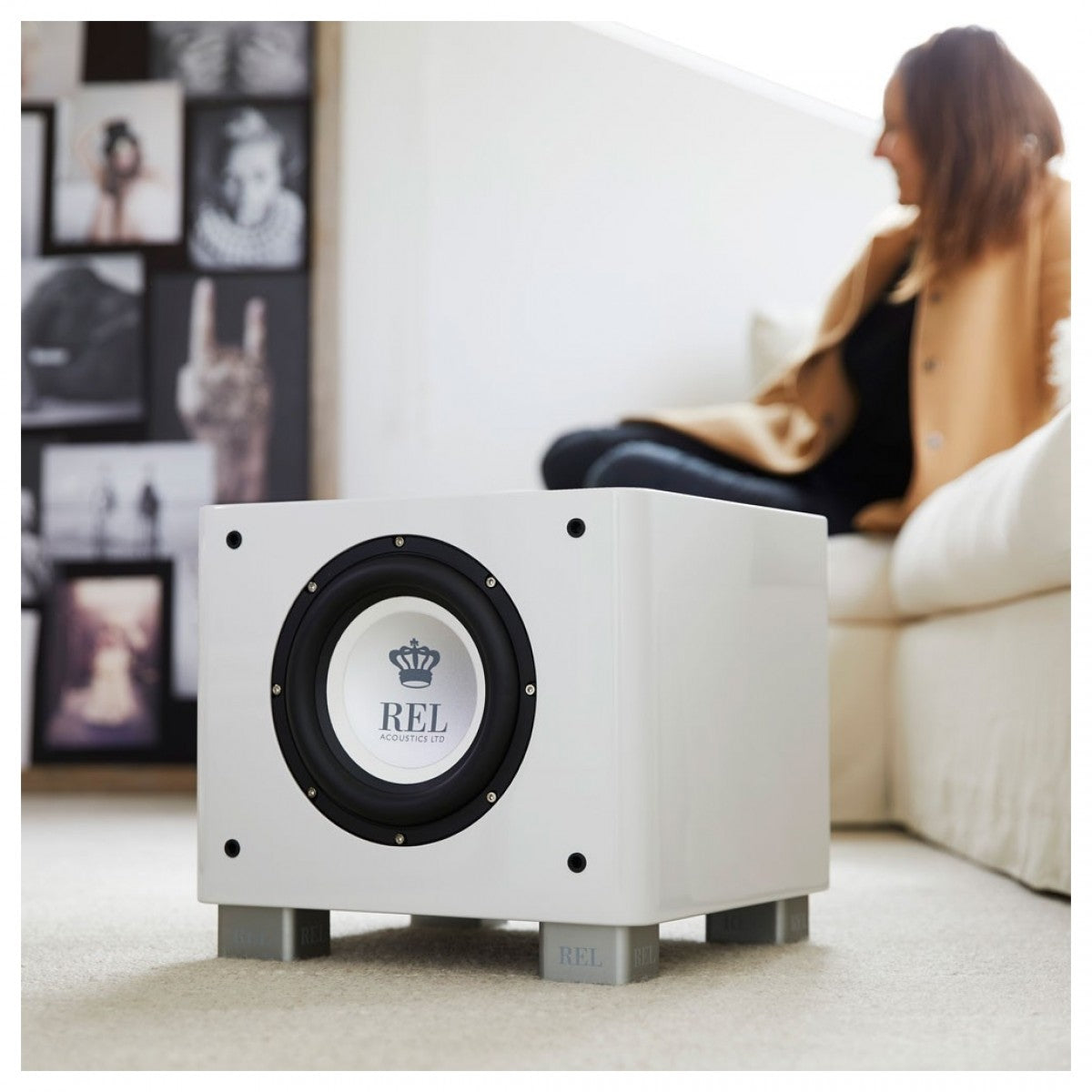 REL T7x 200 Watt Subwoofer - White
