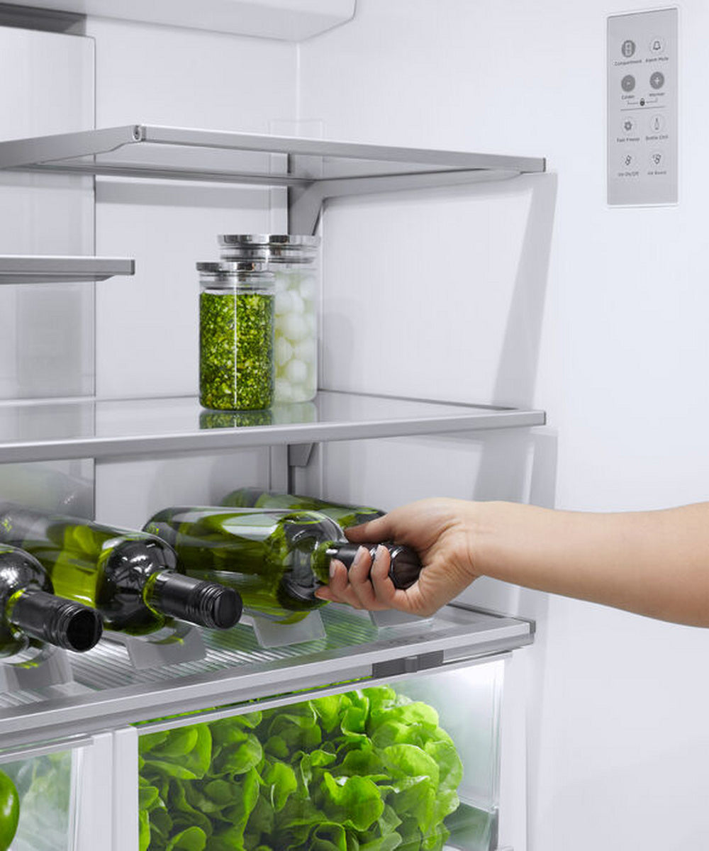 Fisher and Paykel RS90AU3 Series 7 Integrated Frost Free American Fridge Freezer