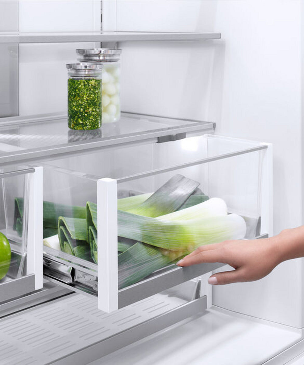 Fisher and Paykel RS90AU3 Series 7 Integrated Frost Free American Fridge Freezer
