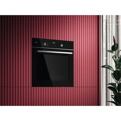 AEG 5000 Series GA5PB501AB Surround Cook with Steam Bake Electric Single Built In Oven with Retractable Dials Black