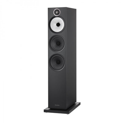 Arcam Radia SA35 Streaming Integrated Amplifier with Bowers and Wilkins 603 S3 Floorstanding Speakers Pair Black HiFi Package