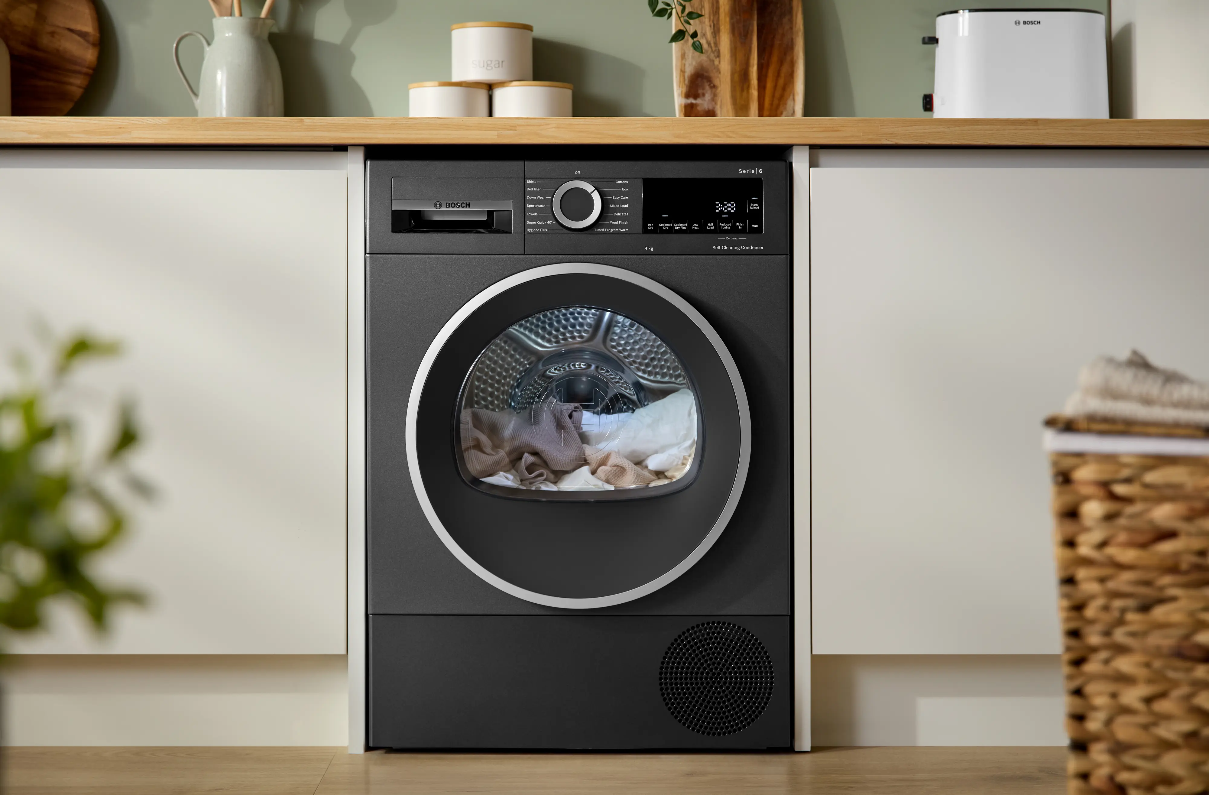 Bosch Series 6 WQG245R2GB 9kg Freestanding Heat Pump Tumble Dryer Grey