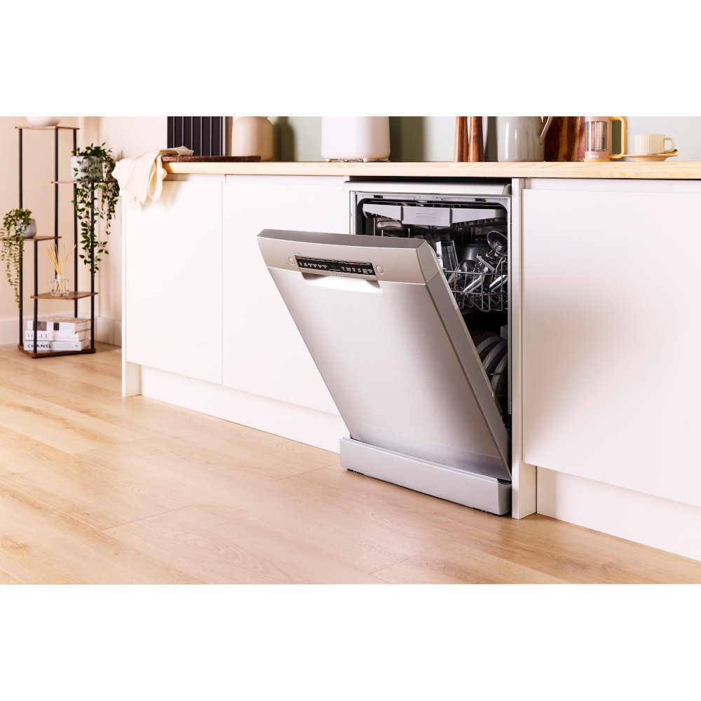 Bosch SMS4EMI06G Series 4 Wifi Connected Freestanding Full Size Dishwasher - Silver Inox with 14 Place Settings