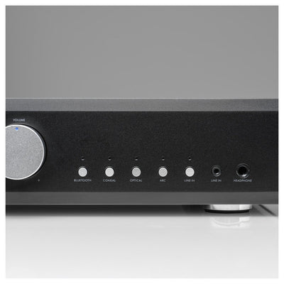 Musical Fidelity B1xi Integrated Amplifier with Bowers & Wilkins 606 S3 Standmount Speakers Pair Black