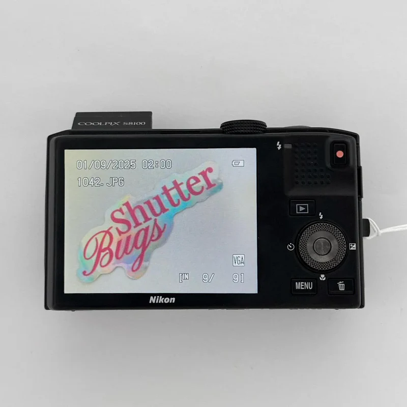 Pre-Owend Digital Nikon coolpix Camera Bundle rare