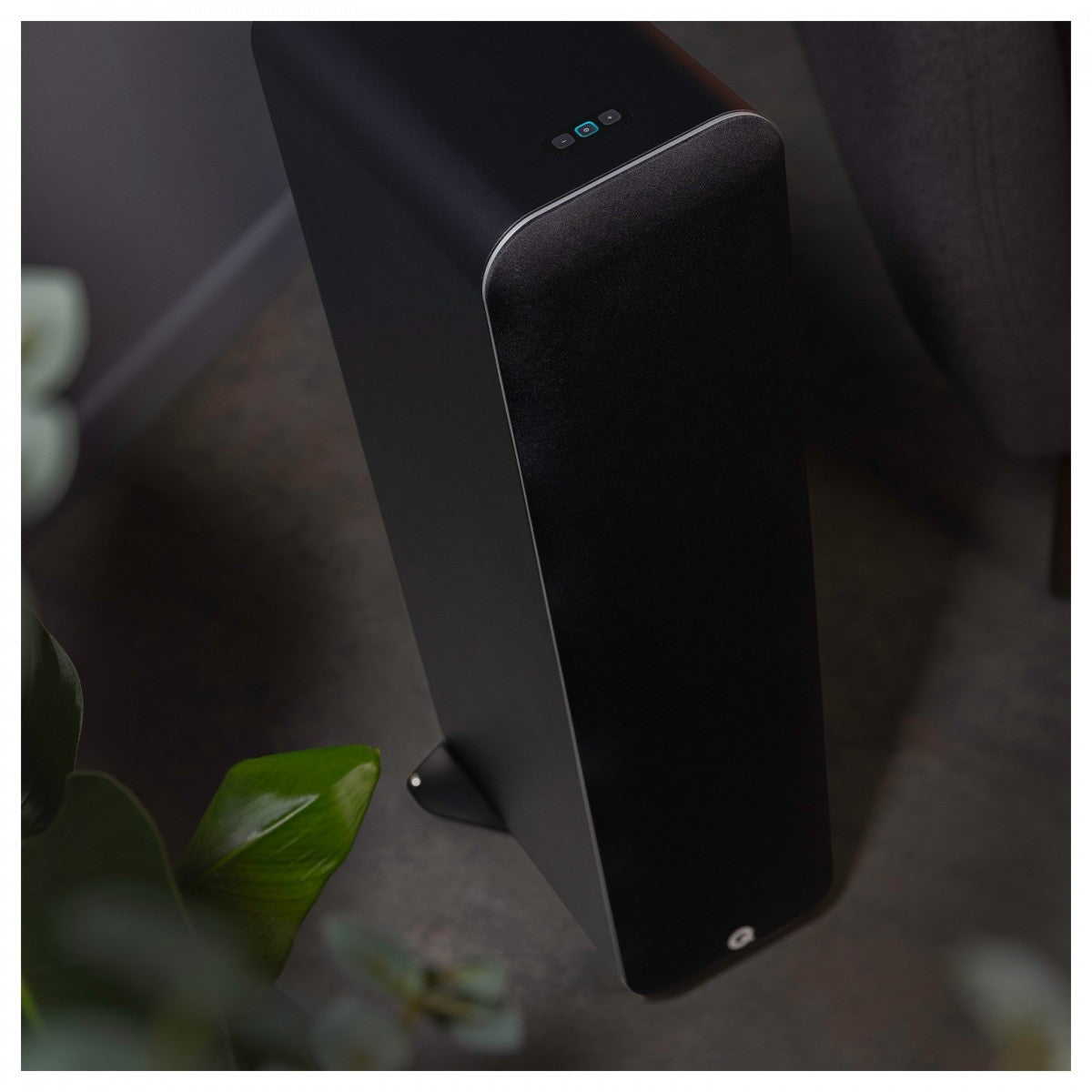 Q Acoustics M40 Powered Bluetooth Floorstanding Speakers Pair Black