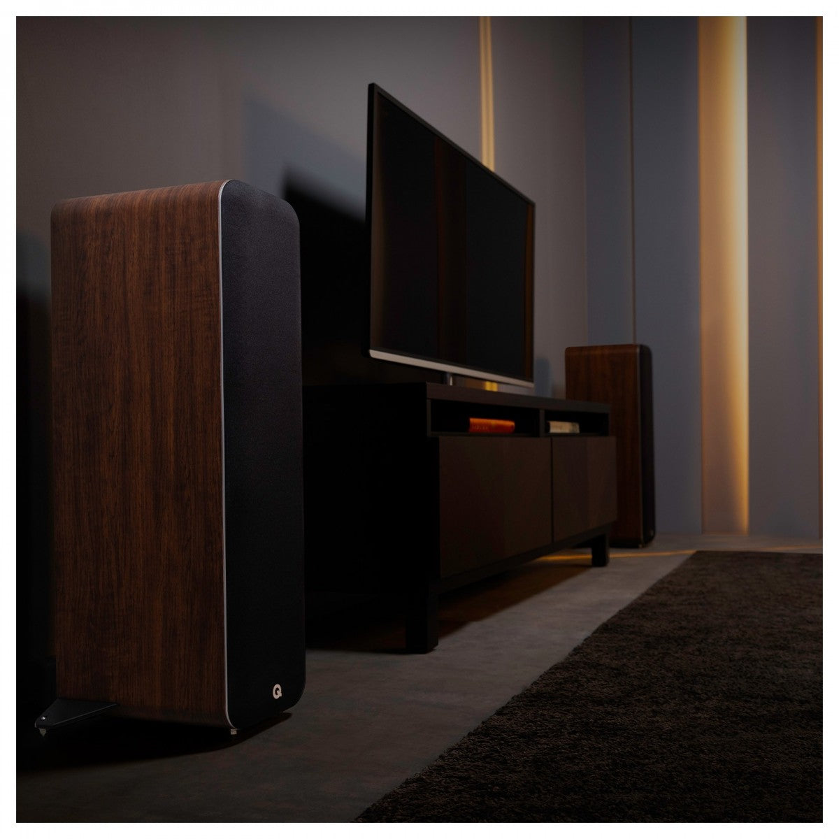 Q Acoustics M40 Powered Bluetooth Floorstanding Speakers Pair Walnut
