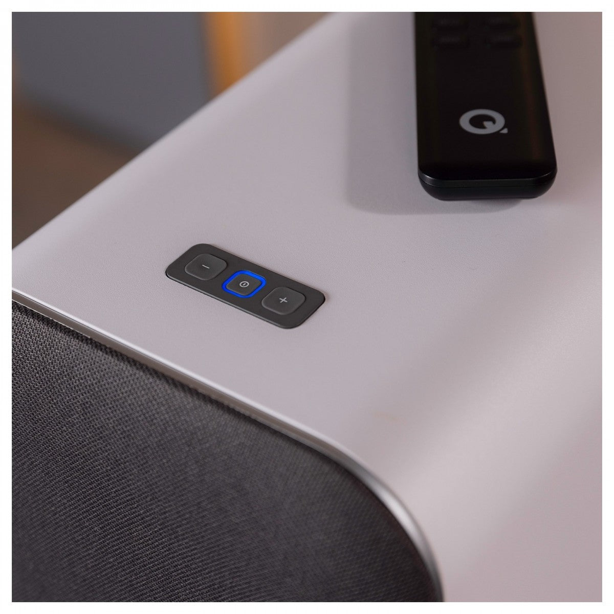 Q Acoustics M40 Powered Bluetooth Floorstanding Speakers Pair White