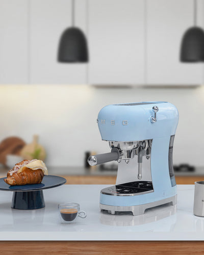 Smeg ECF02PBUK 50s Retro Style Espresso Coffee Machine with Steam Wand Pastel Blue