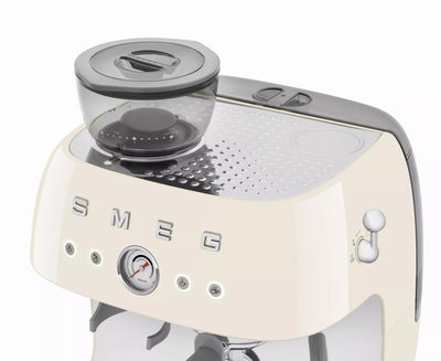 Smeg EGF03CRUK Retro Espresso Coffee Machine with Grinder in Cream